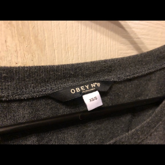 Woman’s gray obey Bell sleeve sweater - Picture 4 of 4